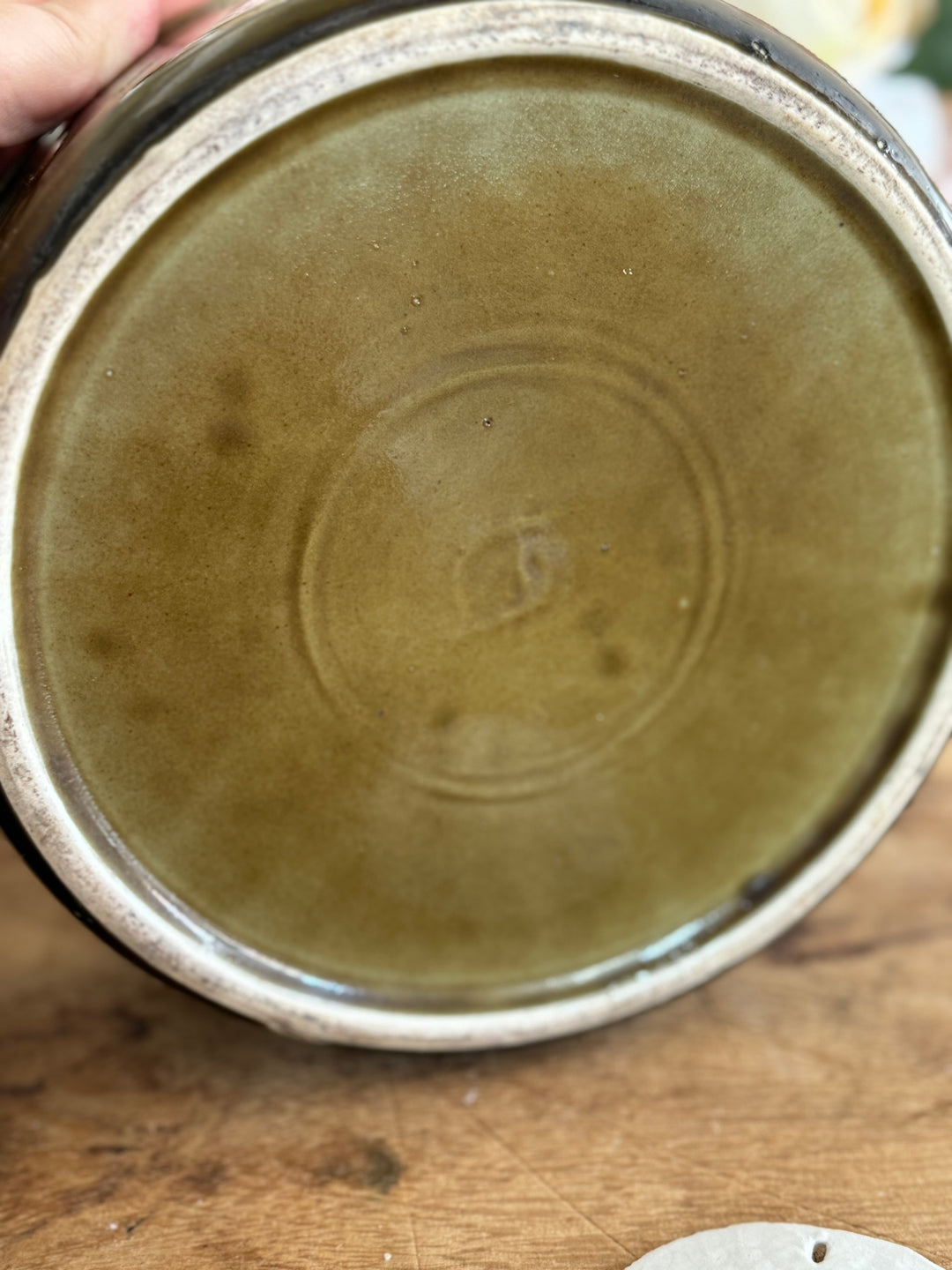 GORGEOUS GREEN STONEWARE DISH WITH LID