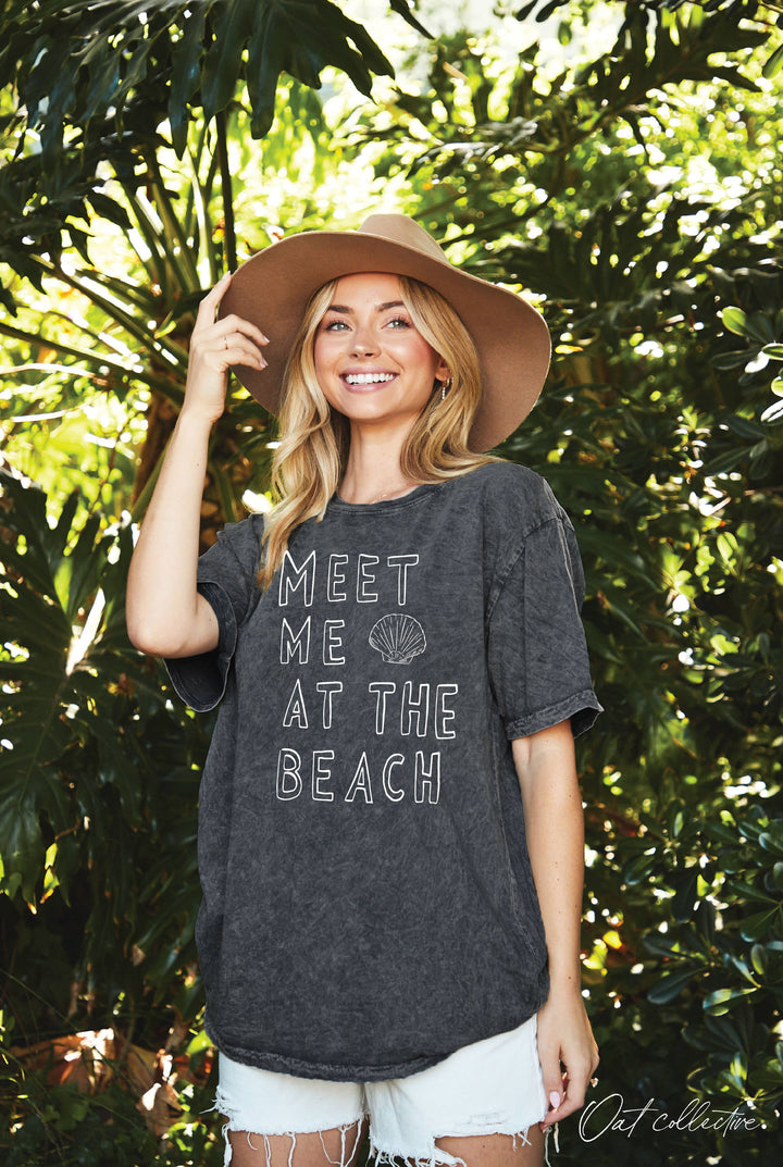 Meet me at the Beach - Oversized Mineral Washed Graphic Top