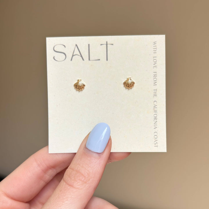 Seashell Stud 18k gold earrings