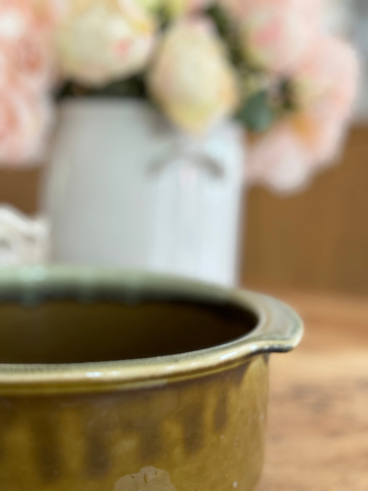 GORGEOUS GREEN STONEWARE DISH WITH LID