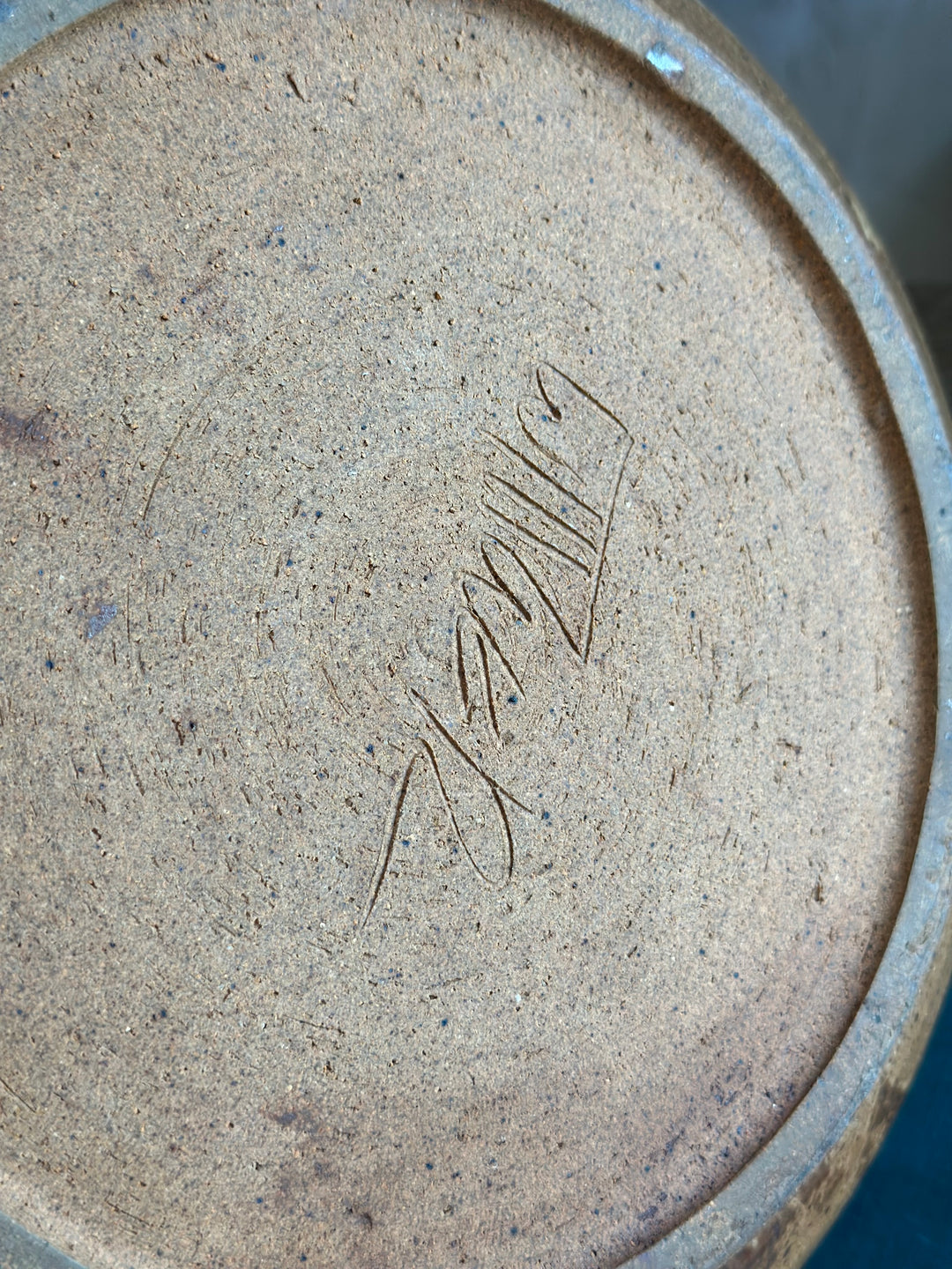 UNIQUE LARGE SIGNED POTTERY BOWL