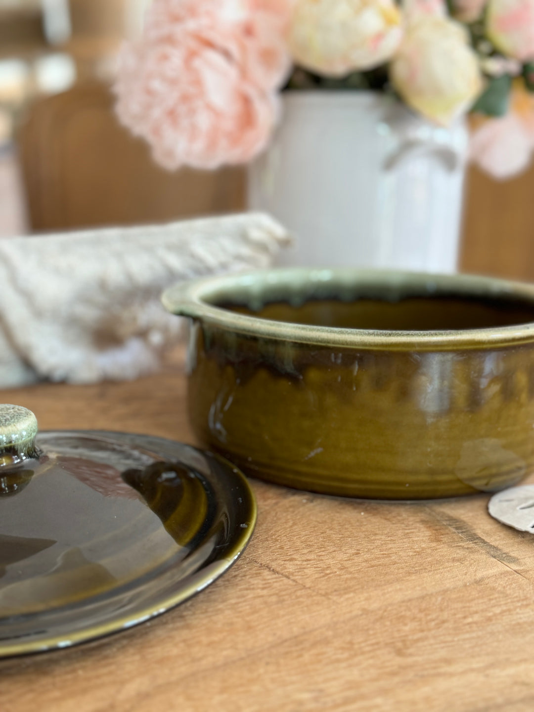 GORGEOUS GREEN STONEWARE DISH WITH LID