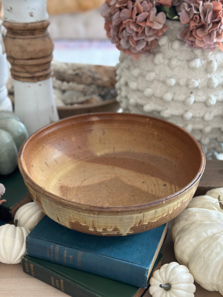 UNIQUE LARGE SIGNED POTTERY BOWL