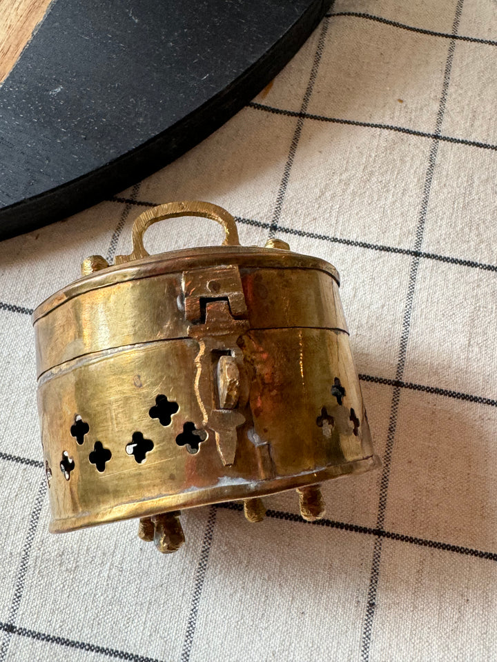 SMALL BRASS TRINKET BOX