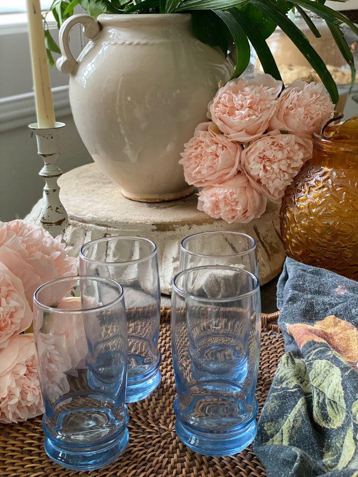 4 Vintage Blue Glassware Cups