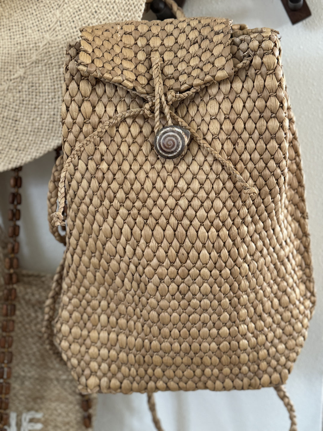 WOVEN BACKPACK