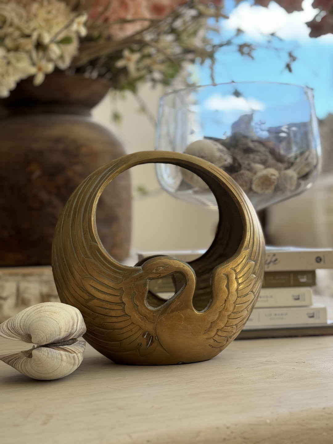 HEAVY BRASS SWAN CONTAINER WITH HANDLE