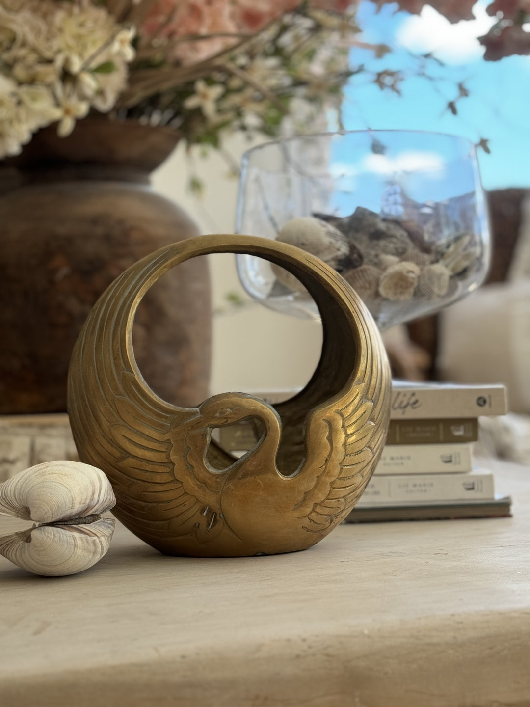 HEAVY BRASS SWAN CONTAINER WITH HANDLE