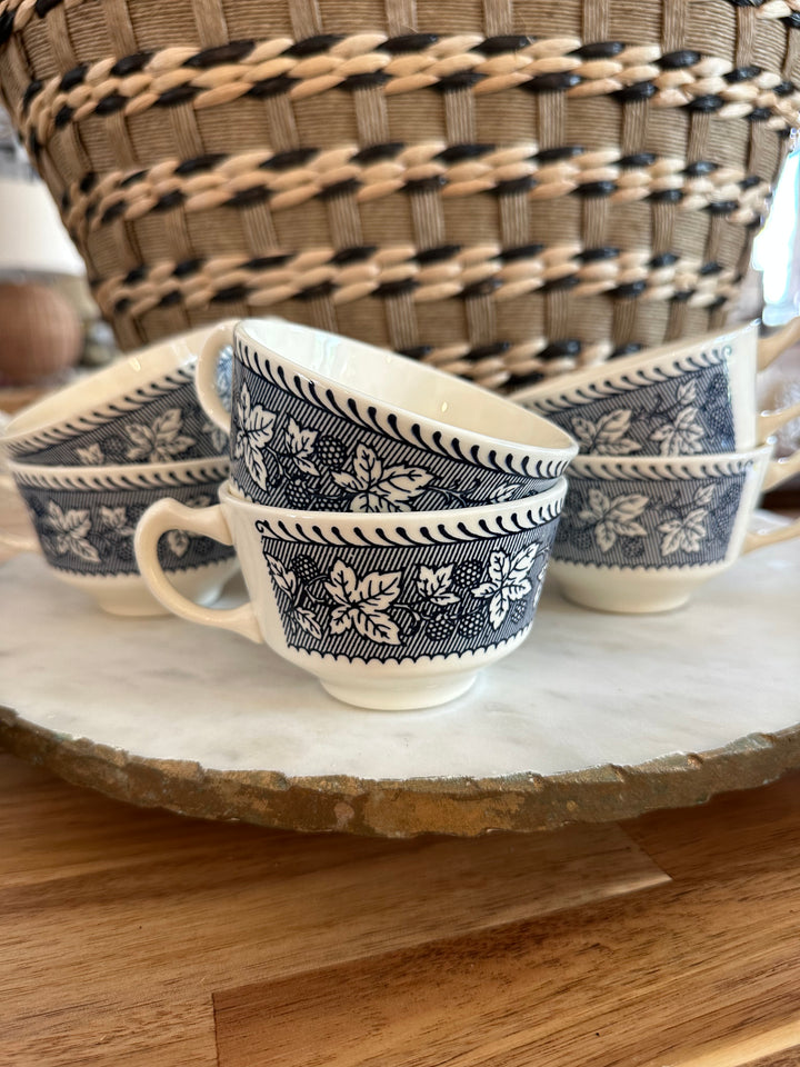 Gorgeous Blue And White Tea Cups