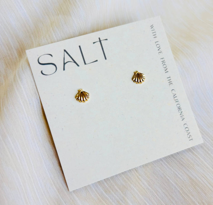 Seashell Stud 18k gold earrings
